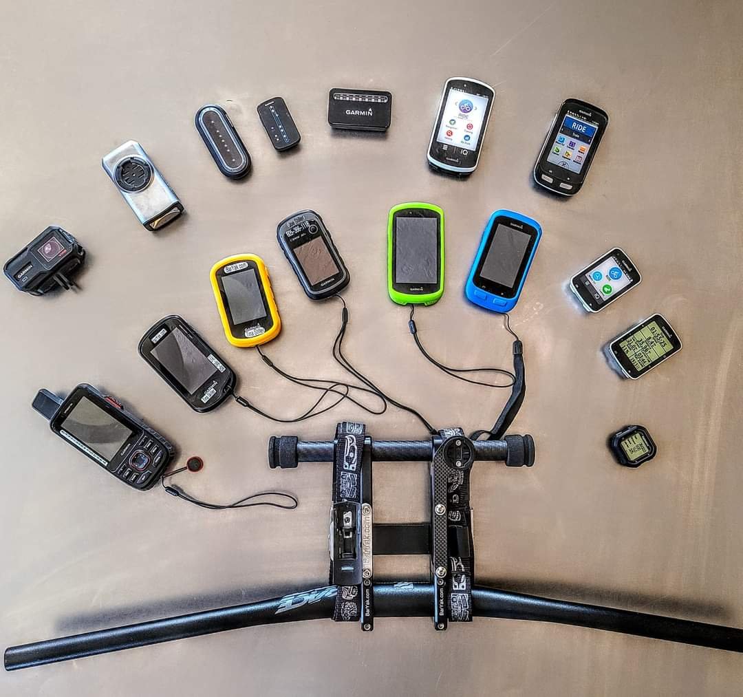 NAVIGATOR CARBON BRACKET : NEW - now Universal for Wahoo / Garmin